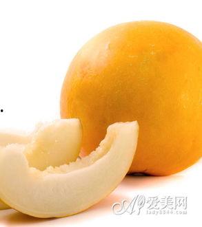 吃哈密瓜补胸,天然丰胸美食，塑造完美胸型